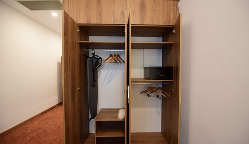 Standard Room, 1 King Bed, Non Smoking