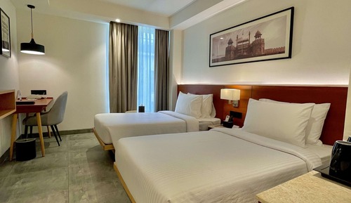 Deluxe Room, 2 Twin Beds, Non Smoking