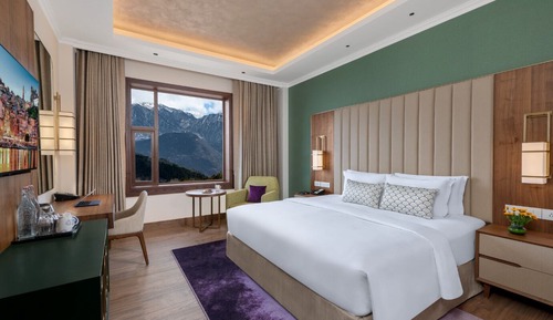 Deluxe Room, 1 King Bed