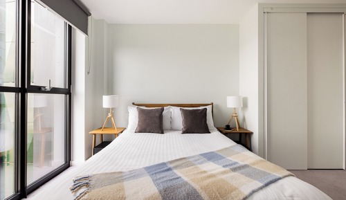 One Bedroom Apartment