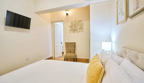 Elite Room
