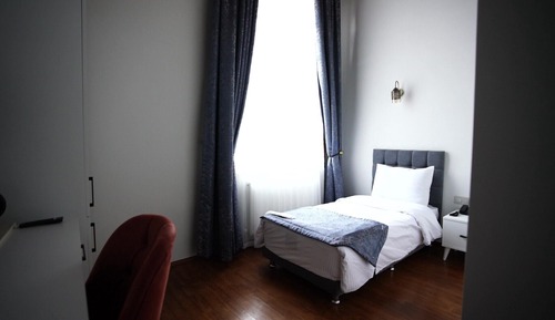 Standard Single Room