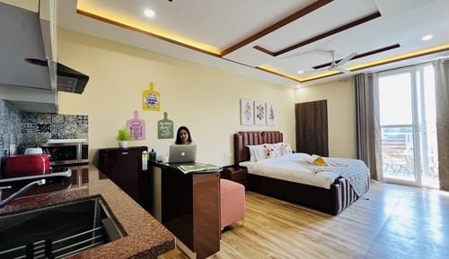 Superior Studio, 1 King Bed