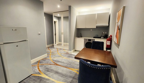 Premium Suite