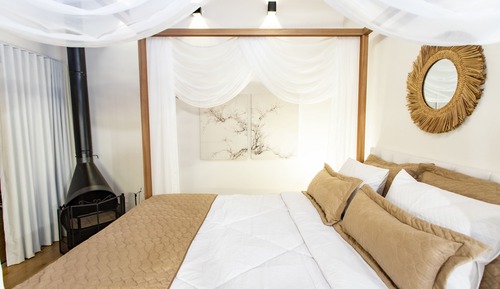 Deluxe Chalet, 1 Queen Bed