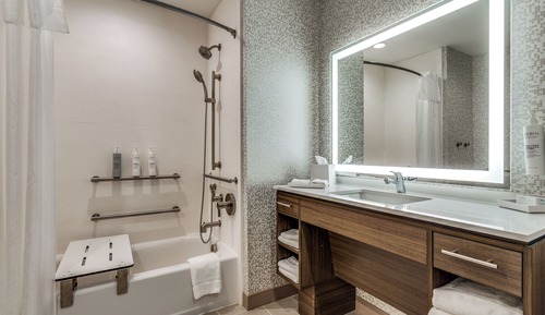 Studio Suite, 2 Queen Beds, Accessible, Bathtub