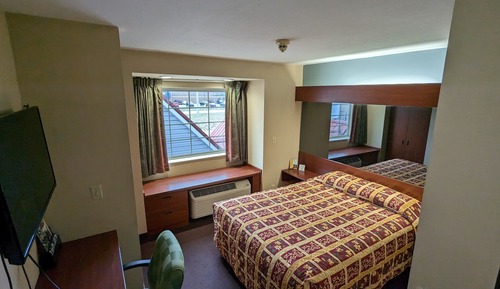 Standard Room, 1 Queen Bed, Smoking