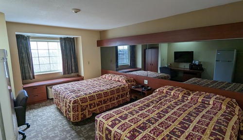Standard Room, 2 Queen Beds, Smoking