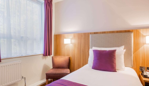 Standard Twin Room