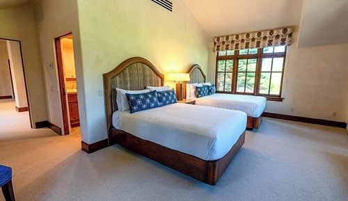 Chateau Cottage
