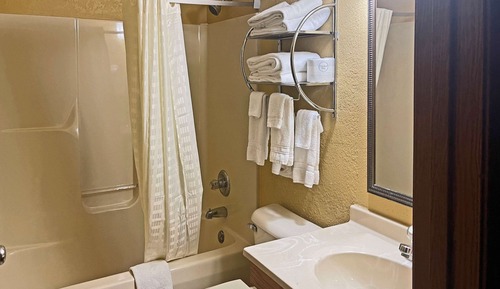 Standard Room, 2 Queen Beds, Non Smoking