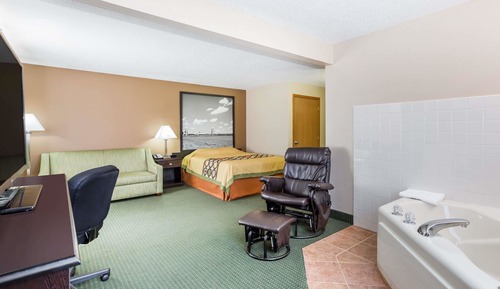 Studio Suite, 1 Queen Bed, Non Smoking