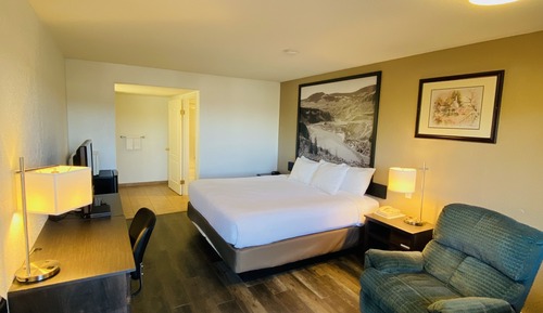 Room, 1 Queen Bed, Accessible, Refrigerator & Microwave