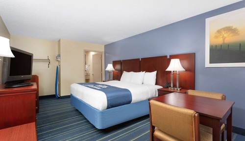 Room, 1 Queen Bed, Non Smoking