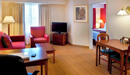 Suite, 1 Bedroom (Hearing Accessible)