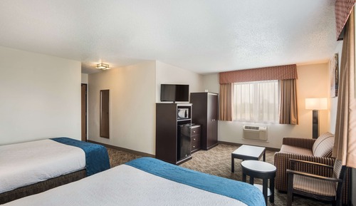 Suite, Multiple Beds, Non Smoking, Refrigerator & Microwave (with Sofabed)