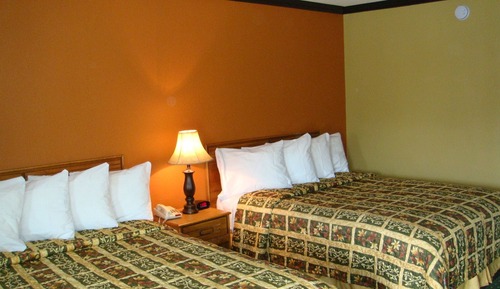 Deluxe Room, 2 Queen Beds, Non Smoking
