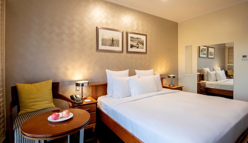 Fountain King Room