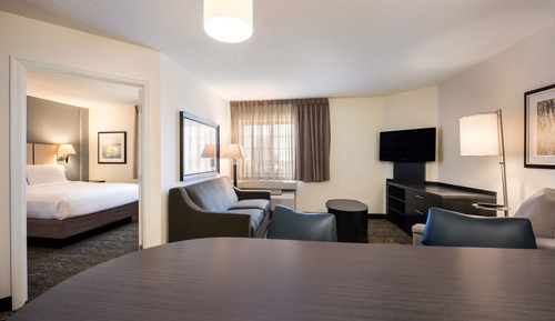 Suite, 1 Queen Bed with Sofa bed, Accessible (Hearing One Bedroom)