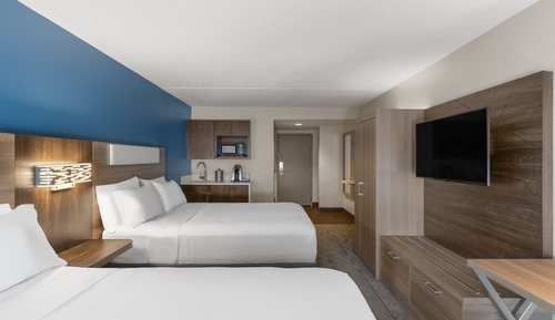 Suite, 2 Queen Beds, Accessible, Non Smoking (Communications, Accessible Tub)