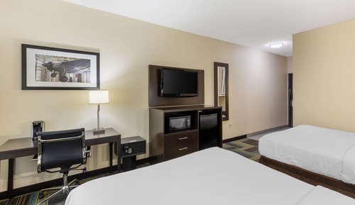 Standard Room, 2 Queen Beds, Accessible, Non Smoking