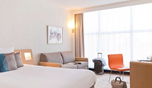 Superior Room, 1 Queen Bed with Sofa bed