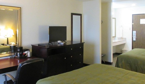 Standard Room, 2 Queen Beds, Non Smoking