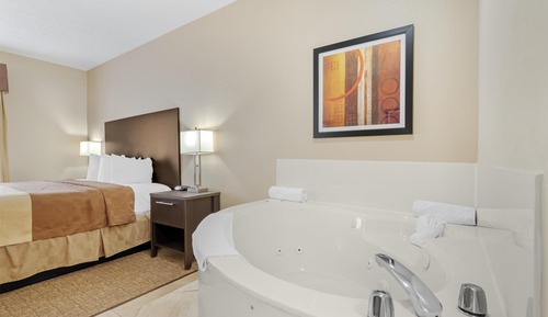 Suite, 1 King Bed, Non Smoking, Jetted Tub