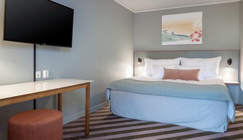 Deluxe Room, Multiple Beds, Non Smoking