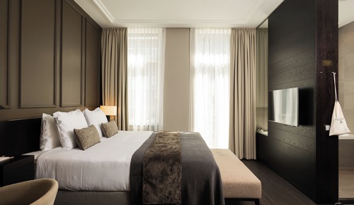 Premium Deluxe Room