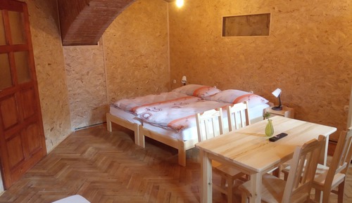 Design Twin Room (Ester)