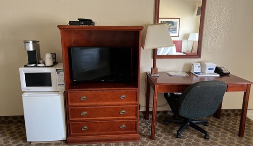 Suite, 1 King Bed, Non Smoking, Jetted Tub
