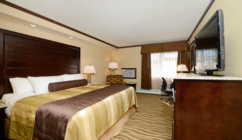 Suite, Kitchen