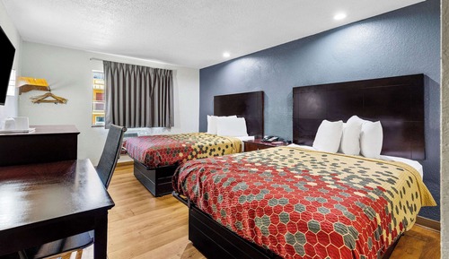 Room, 2 Queen Beds, Non Smoking