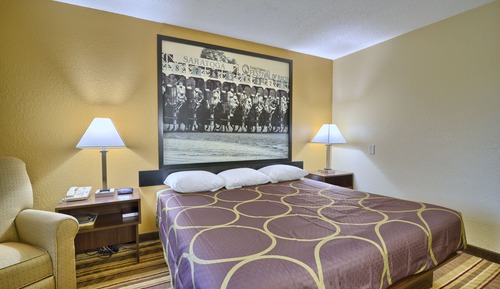 Suite, 1 King Bed, Smoking