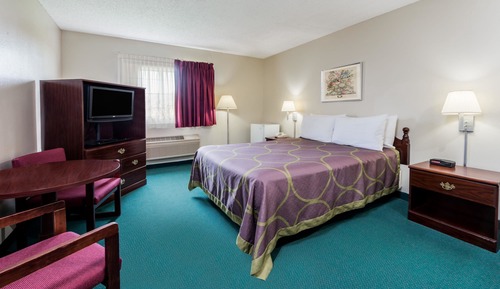 Studio Suite, 1 Queen Bed, Non Smoking