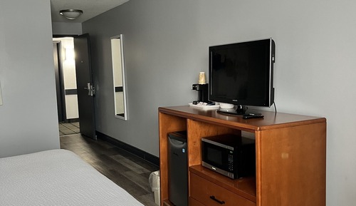 Room, 1 King Bed, Non Smoking