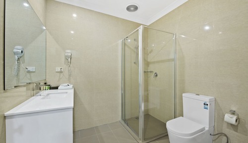 Standard Queen Room