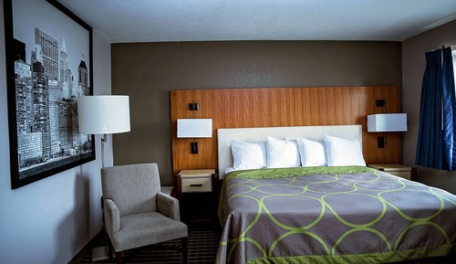 Standard Room, 1 King Bed