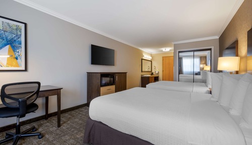 Standard Room, 2 Queen Beds, Non Smoking, Refrigerator