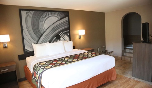 Deluxe Suite, 1 King Bed, Non Smoking