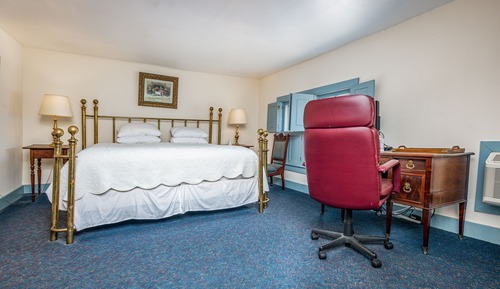 06 - Lincoln Stateroom