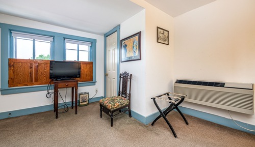 11 - Tyler Guest Room