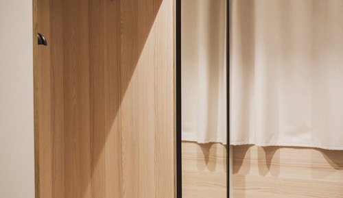 Single Room (Interior)