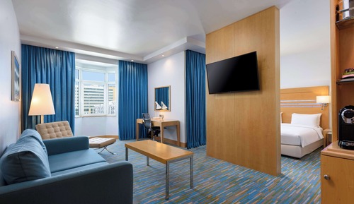 Junior Suite (Lounge Access)