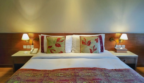 Deluxe Room, 1 King Bed, Ground Floor