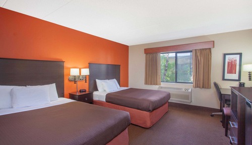 Room, 2 Queen Beds, Non Smoking