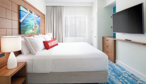 Suite, 1 Bedroom, Accessible (Roll-in Shower)