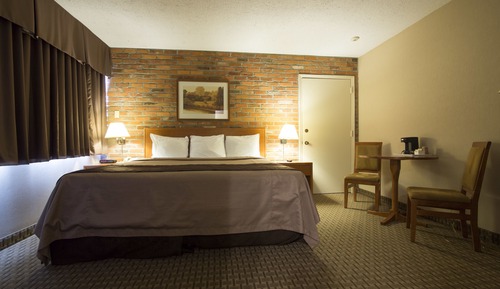 Standard Room, 1 King Bed