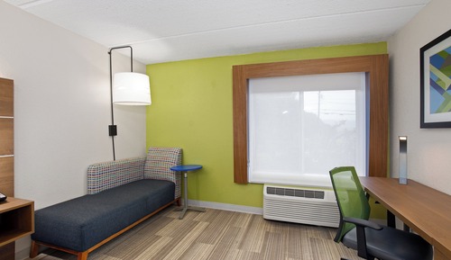 Standard Room, 1 King Bed, Accessible (Wheelchair)